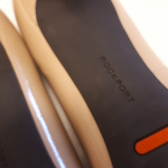 Rockport Total Motion Patent Leather Pumps - Picture 15 of 16